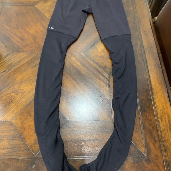 Alo yogo goddess leggings xs - Picture 2 of 2